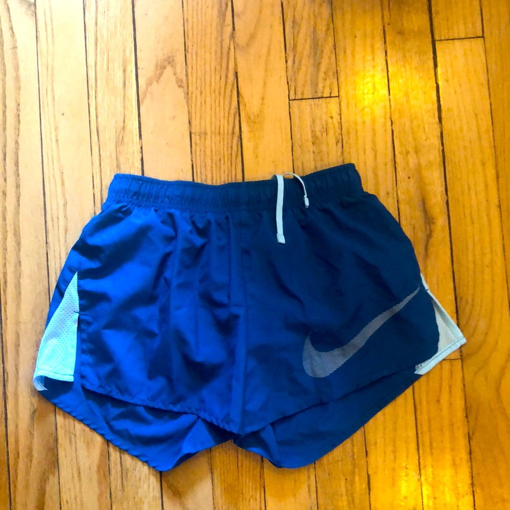 Size extra small. Women Nike athletic shorts